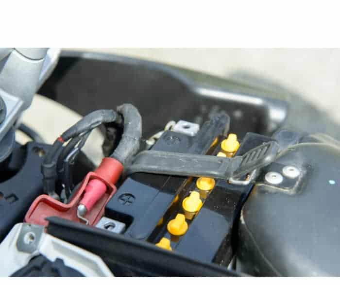 jump start dead motorcycle battery