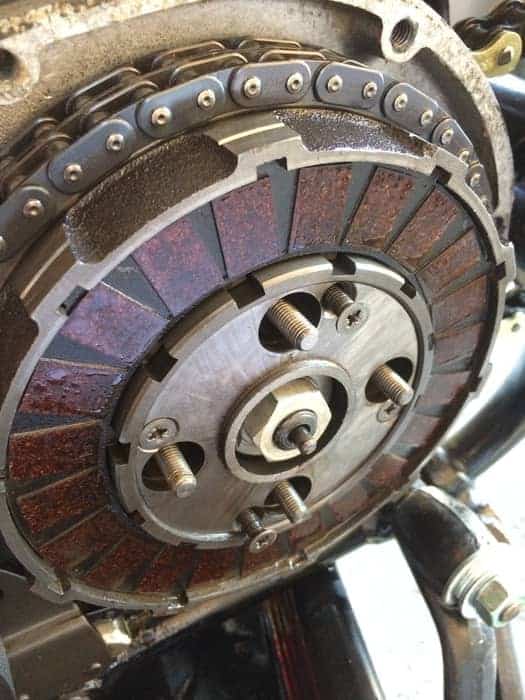 Symptoms of a dying motorcycle clutch